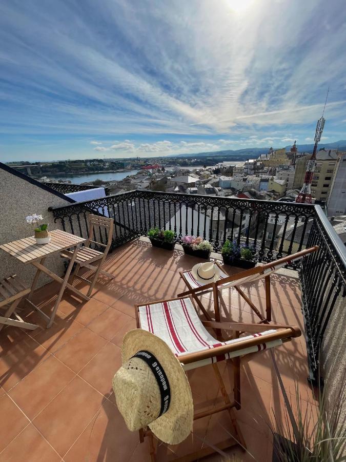 Moderno Piso Con La Mejor Terraza De Ribadeo Y Vistas Maravillosas Eksteriør billede