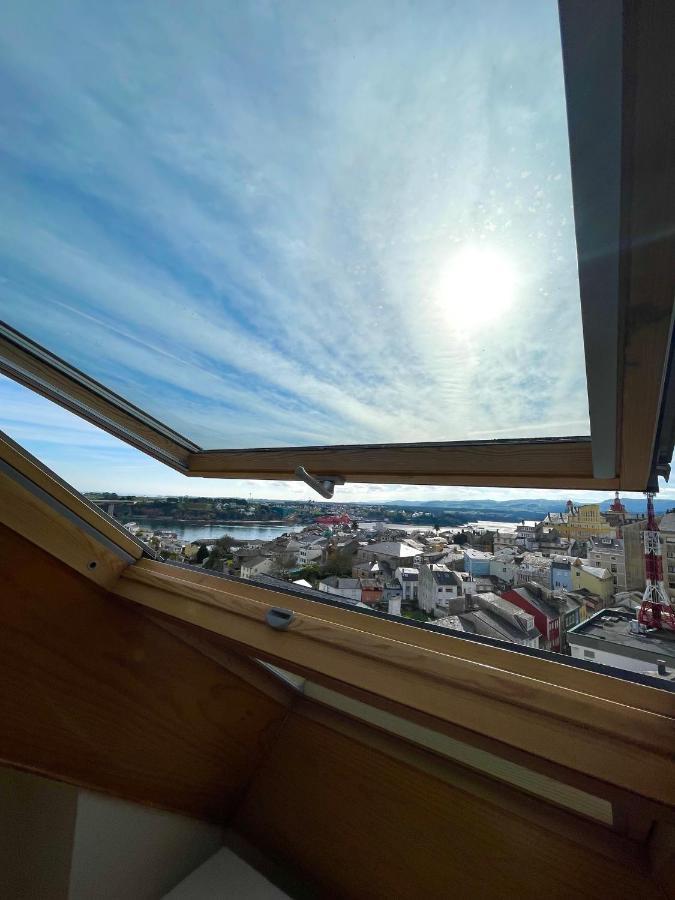 Moderno Piso Con La Mejor Terraza De Ribadeo Y Vistas Maravillosas Eksteriør billede